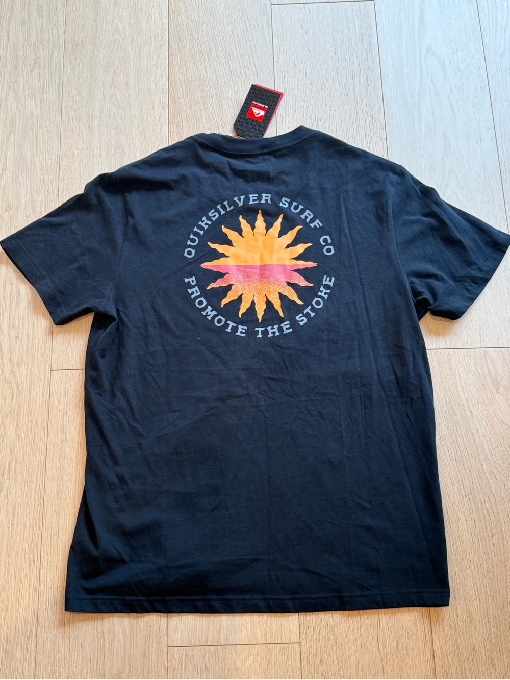 Quiksilver Black Graphic T-Shirt – Men’s XL – NWT